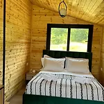 Oasis Chalet