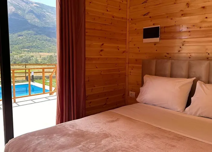 Oasis * Fshat i Ri (Gjirokaster)